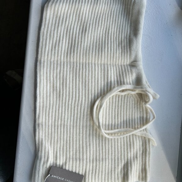 Amicale Women's Cashmere Snood - Picture 4 of 8